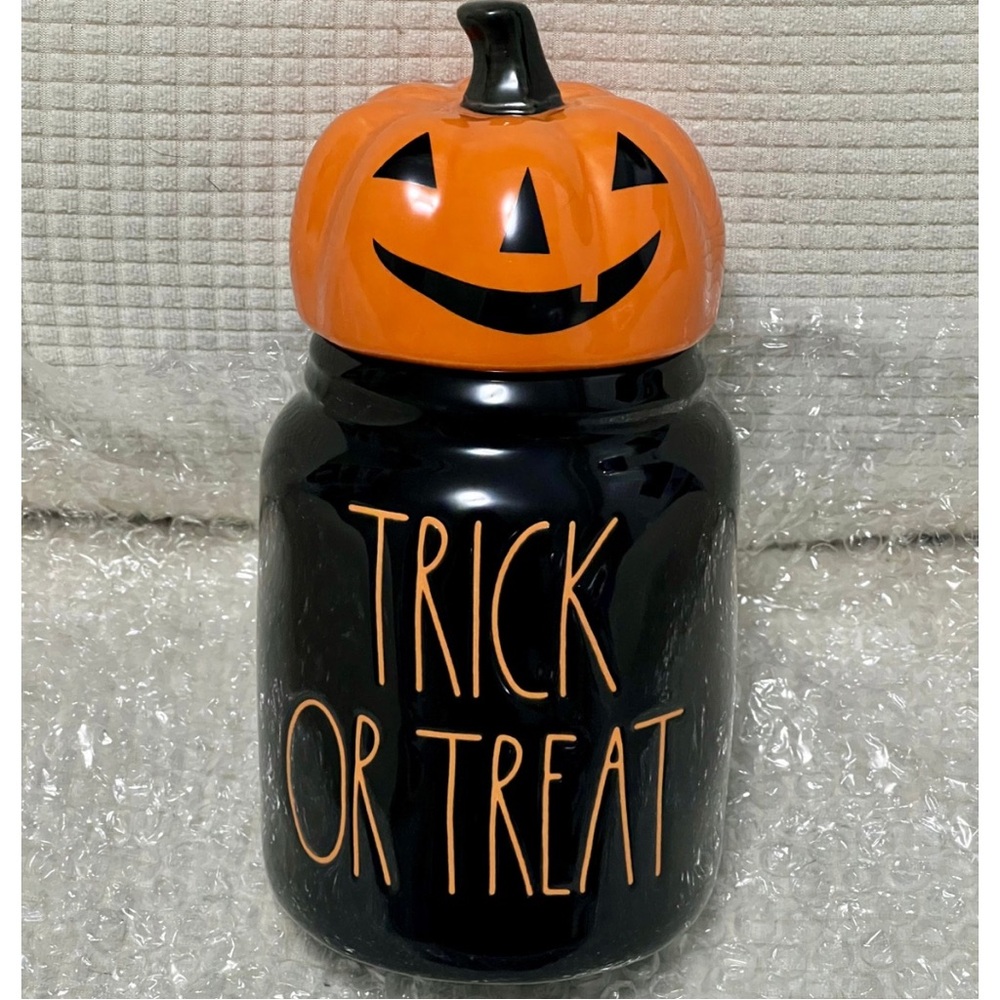 2022 Rae Dunn “HAPPY HALLOWEEN” Jack-O-Lantern Ceramic Jar/Canister